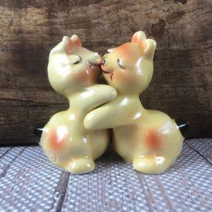 VanTellingen Bunny or Bear Hug Salt and Pepper Shakers Set 1940s